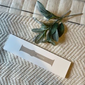 Starlight 41MM S/M Apple Watch Sport Band.